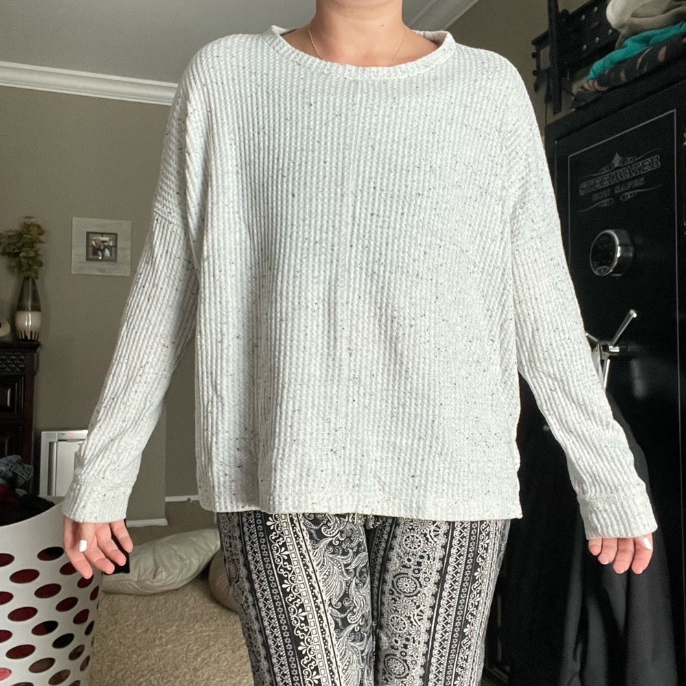 Grey melange long sleeve scoop neck with side slit size L